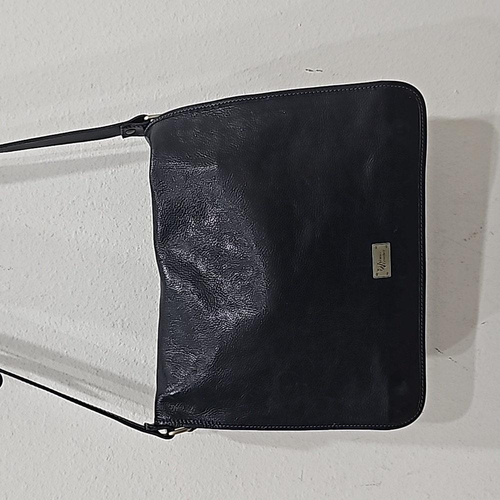 Venice Messenger Leather Crossbody Navy Blue, Unisex spacious